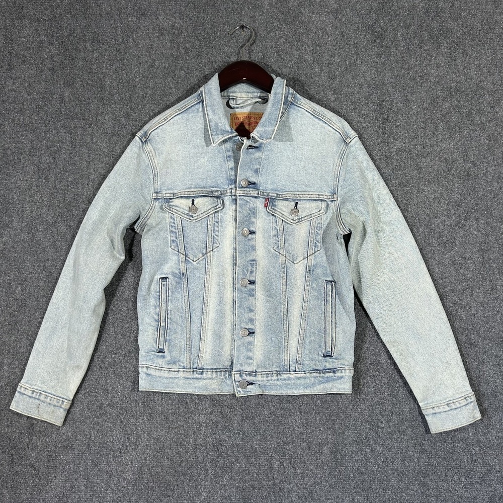 Levis Boxy Trucker jean Jacket Women’s  90s Light Wash Size Small #4093